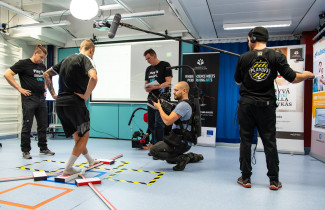 jalkapalloilijoita HUMEA-laboratoriotesteissä