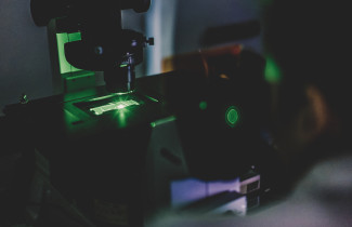 laboratoriomikroskooppi