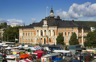 Kuopion kaupungintalo. 