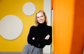 UEF-lähettiläs Ilona Saari