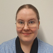 Profile picture: Henna Jääskeläinen