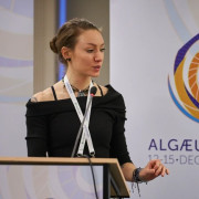 Profile picture: Rebecca Wicker