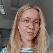 Profiilikuva: Elli Arvola