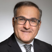 Profile picture: Alireza Momeni