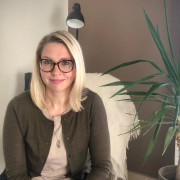 Profile picture: Kata-Riikka Kumpulainen