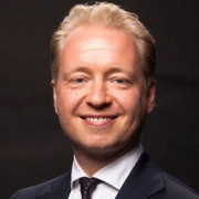 Profile picture: Toni Malminen