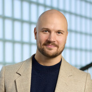 Profiilikuva: Topi-Matti Heikkola