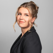 Profile picture: Petra Peltola