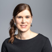 Profile picture: Laura Ortju