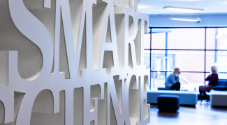 Snellmanian aula Kuopion kampuksella.