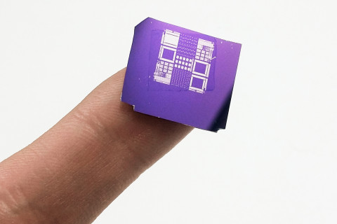 Grafeenipohjainen THz-sensori.