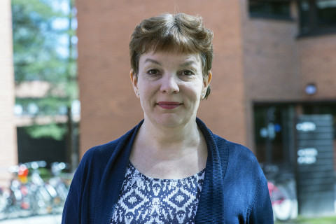 Professori Marianna Virtanen.
