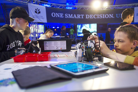 Scifest-tiedetapahtuman osasllistujia.