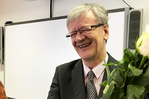 Emeritusprofessori Hannu Mustakallio.