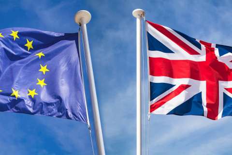 Euroopan unionin ja Britannian liput