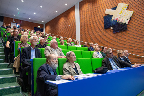 Hammaslääketieteen 50-vuotisjuhla.