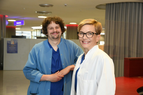 Ilari Kuitunen ja Laura Viitanen. Kuva Riikka Myöhänen, Pohjois-Savon hyvinvointialue.