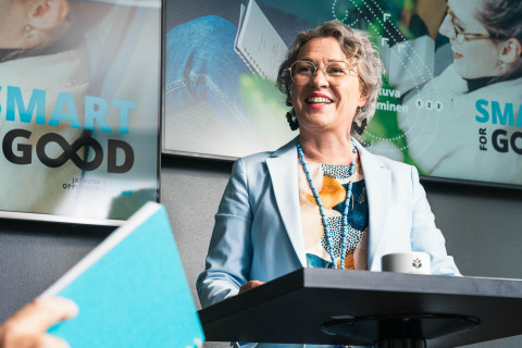 UEF EMBA kuvituskuva.