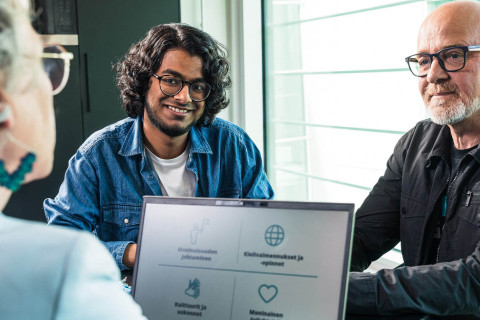 UEF EMBA kuvituskuva.