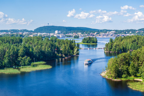 Laiva Kallavedellä.