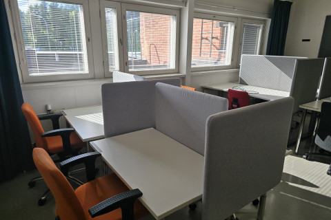 CK245-itseopiskelutila. CK245 self-study space.
