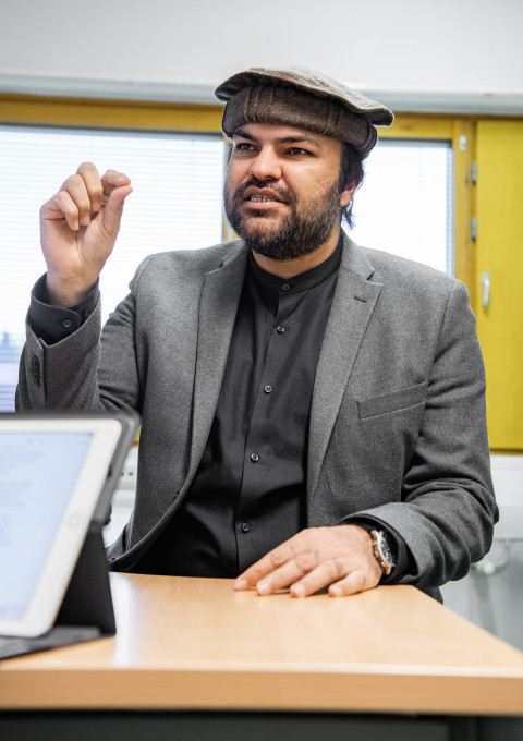 Photo of Dr Soahib Khan.