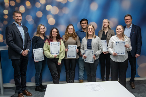 Joitakin Kuopion yliopistosäätiön apurahan saajia.