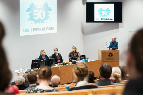 Mirja Kuiri, Hanna-Mari Lahtinen, Kristiina Lehmus ja Petri Karkkola.