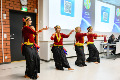 Kuopio Nepali Association presented a cultural dance.