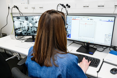 Kuulontutkimuslaboratorio Kuopion kampuksella.