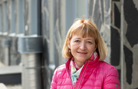 Lastenpsykiatrian professori Ilona Luoma.