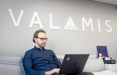 VALAMIS worker Joona Ryhänen.