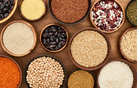 Viljanjyviä ja palkokasveja.