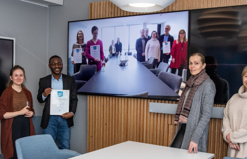 Vuoden viestijä -palkintotilaisuus Snellmaniassa 15.12.2022.