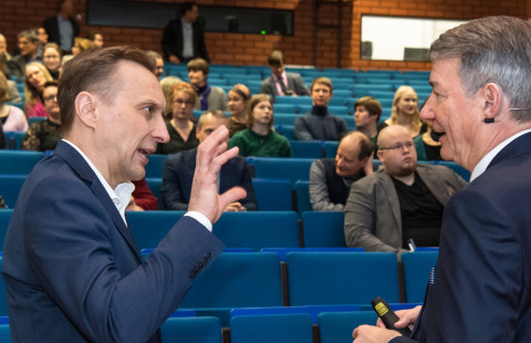 Juha Yrjänheikki ja Markku Jalkanen.