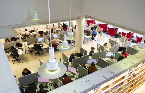 View of Joensuu campus library 1st floor from above.