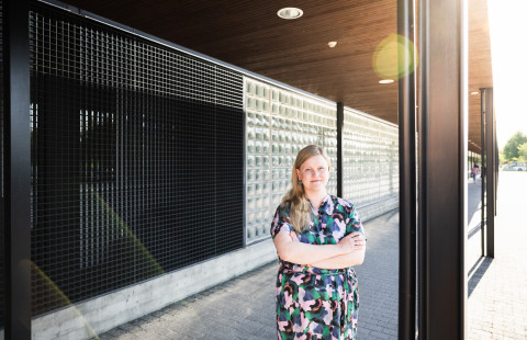 Sonja Kosunen Joensuun kampuksella. 