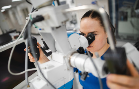 Itä-Suomen Mikrokirurgiakeskus. Kuva Sakari Partanen, Pohjois-Savon hyvinvointialue.