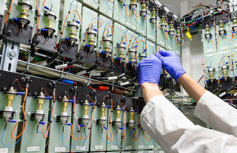 Akkututkimuslaboratorio.