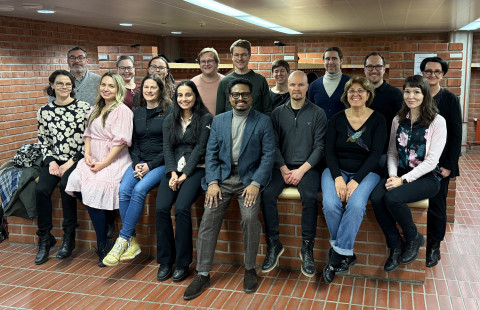  UEF Research Group Leader -​johtajakoulutukseen syksyllä 2025 osallistuneet yhteiskuvassa. Kuva: Tero Karjalainen.