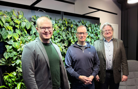 Professor Juho Pesonen, AI Business Leader Patrick Halford and Professor Jyrki Saarinen discussed in the Innovation Pathways Podcast episode.