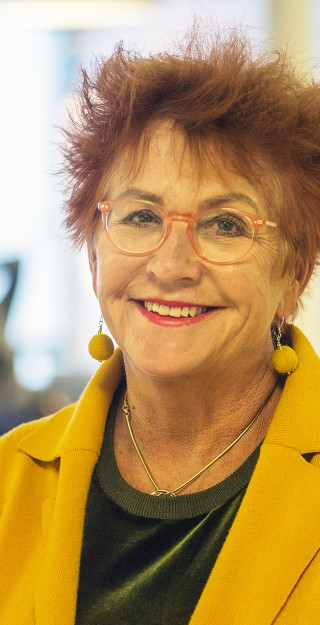 Professori Nina Sajaniemi.